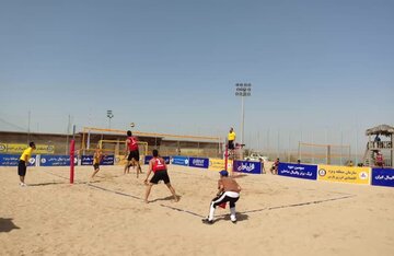 مسابقات تور ملی والیبال ساحلی ایران در بوشهر آغاز شد