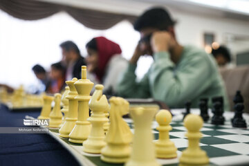 مسابقات بین المللی شطرنج اوپن در آبادان آغاز شد