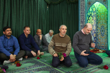 برگزاری مراسم میلاد حضرت علی (ع) و بزرگداشت مقام پدر در ایرنا