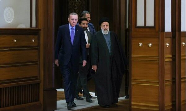 Reunión privada de los presidentes de Irán y Turquía