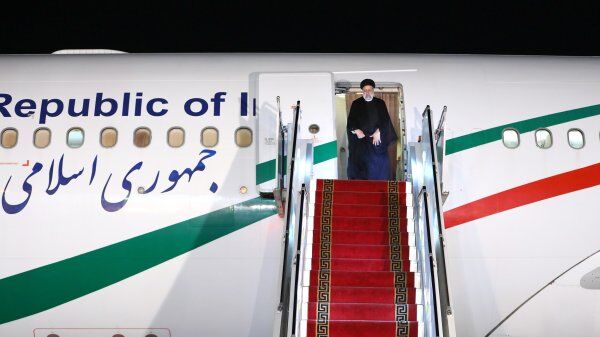 Iran’s president returns after day-long official visit to Turkiye