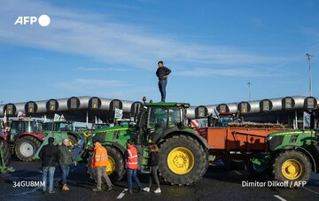 France : les agriculteurs en colère aux portes de Paris