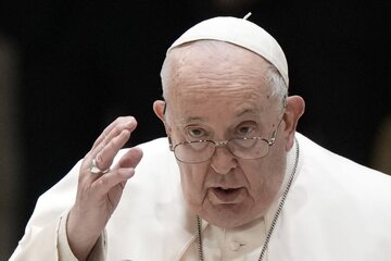 پاپ فرانسیس خواستار پایان دادن به تمام جنگ‌ها شد