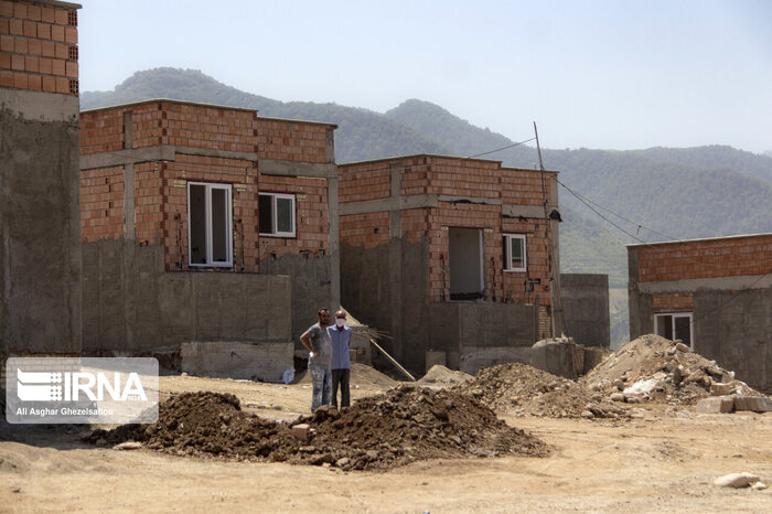 انعقاد قرارداد ۲۵۰۰ فقره پرونده تسهیلات مسکن روستایی در بانک‌های بوشهر