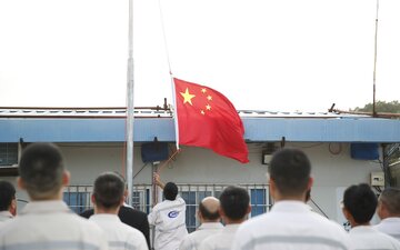 پرچم چین پس از ۱۹ سال در نائورو برافراشته شد