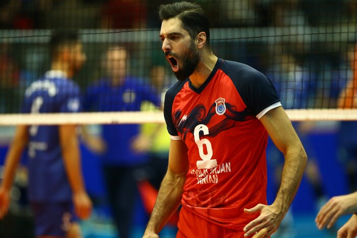 موسوی: مربی بیکار خارجی سراغ دارم/ معروف مربی خوبی میشود؛ اما من نه