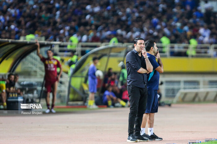 نکونام: میخواهند سر ما را ببرند/ نامه گرفتند تا اخراجم کنند