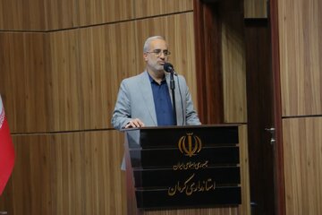 استاندار کرمان: تعدد سامانه‌ها به گره کار مردم تبدیل شده است