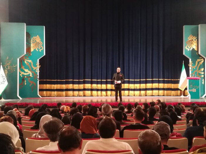 چراغ فیلم فجر ۴۲ روشن شد