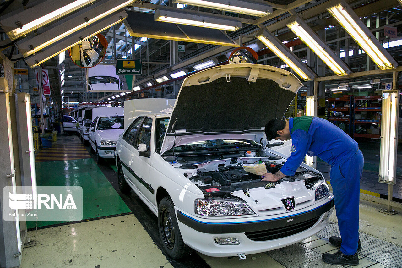 إنتاج ايران من السيارات يتجاوز مليونا و100 ألف خلال 10 اشهر