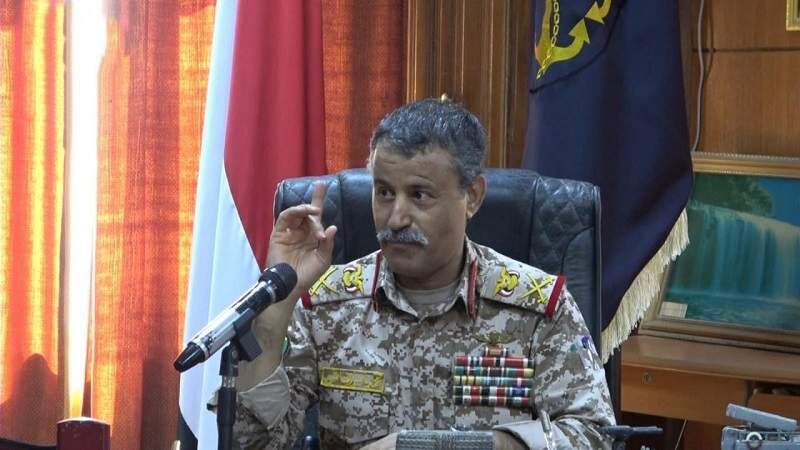 اللواء الركن العاطفي: اليمن قيادة وشعباً وجيشاً أقوى من أن تهزه غارات العدوان الأمريكي البريطاني