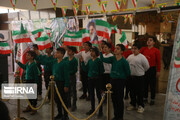 جشن ورود نمادین امام خمینی (ره) به کشور در فرودگاه دشت‌ناز مازندران برگزار شد