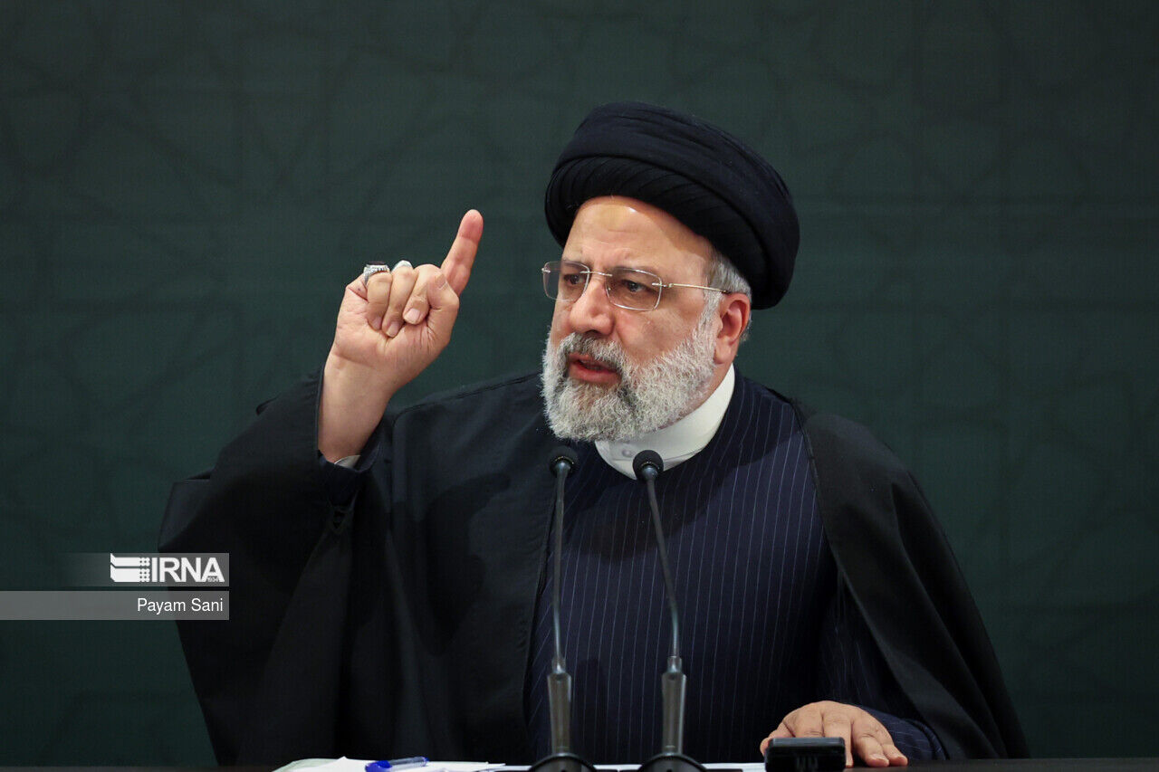 Reisi: İran'ın askeri ve bilimsel çalışmaları şaşırtıcı derece ilerledi, düşman bize karşı harekete geçemez