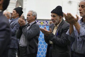 امام جمعه موقت یزد: مردم برای مجلس، نمایندگی امین و توانا انتخاب کنند