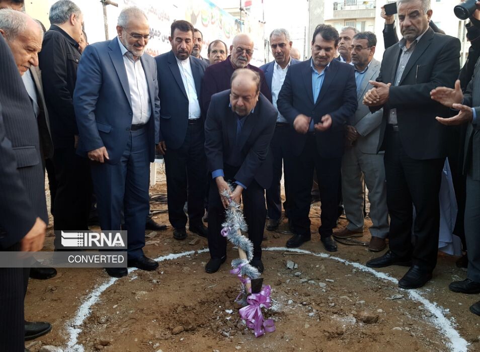 ساخت نخستین مدرسه محله محور کشور در بوشهر آغاز شد