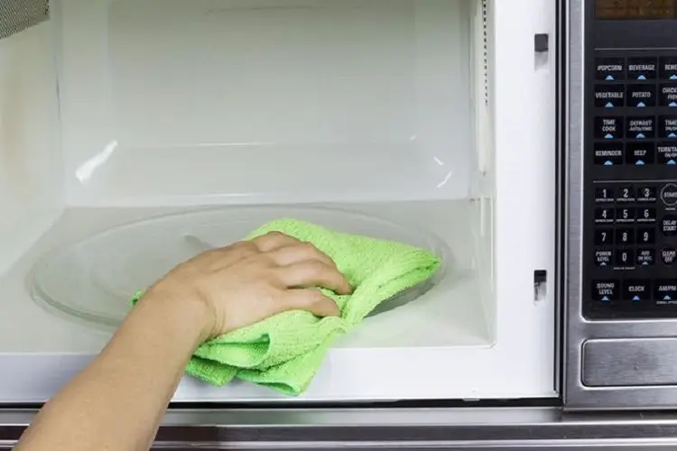 کاربردهای شگفتانگیز سرکه