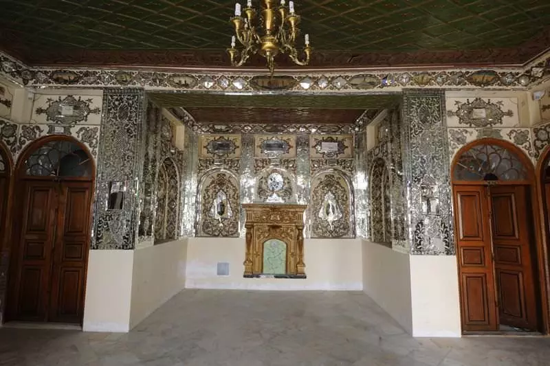 قلعه دزک چهارمحال و بختیاری، گنجینیه‌ای از فرهنگ و هنر