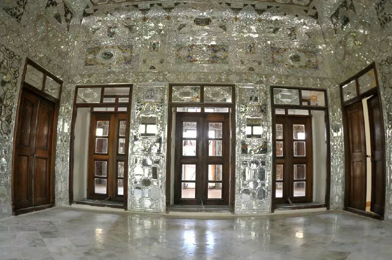 قلعه دزک چهارمحال و بختیاری، گنجینیهای از فرهنگ و هنر