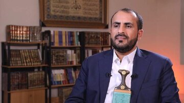 سخنگوی انصار الله: تجاوز آمریکا و انگلیس، ملت یمن را در حمایت از غزه متوقف نمی کند
