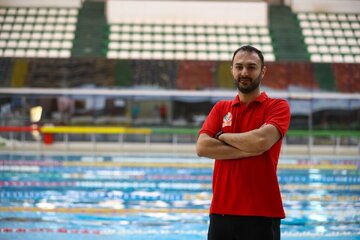 سرمربی تیم ملی شنا: تا رکورد مورد نیاز المپیک فاصله داریم/ قهرمانی آسیا دست‌یافتنی است