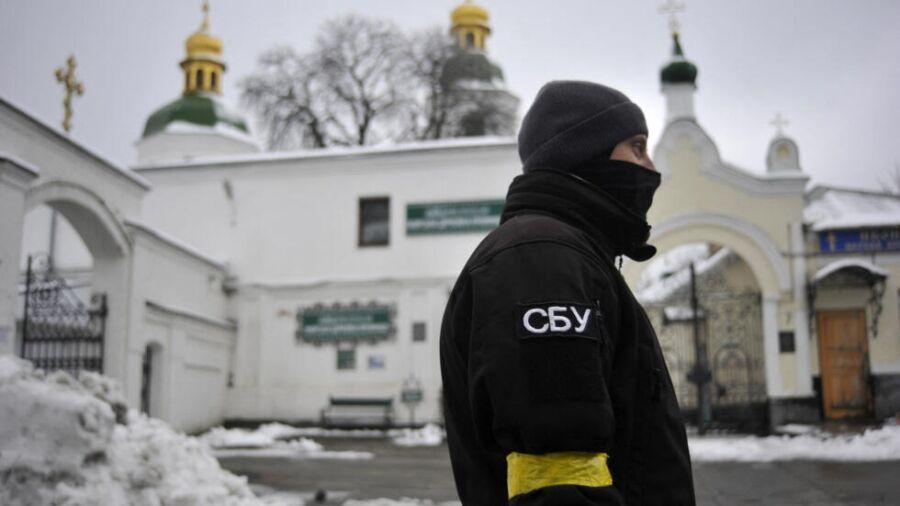 جاسوسی سرویس‌های اطلاعاتی اوکراین از روزنامه‌نگاران