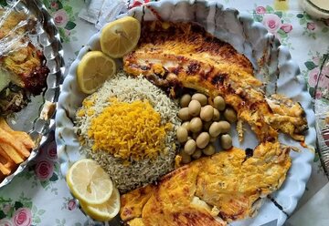 جشنواره طبخ آبزیان و غذاهای دریایی در دالاهو برگزار شد