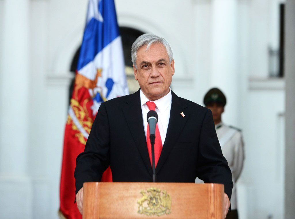 رئیس جمهور سابق شیلی در سانحه ی سقوط بالگرد جان باخت