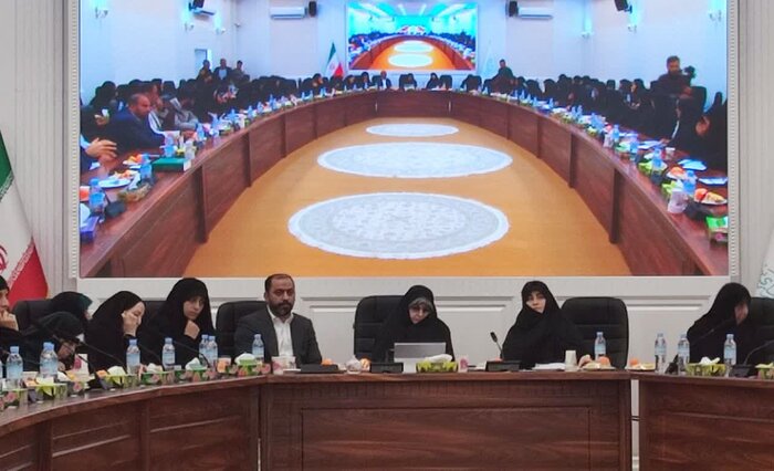 انسیه خزعلی: زنان تاثیرگذار و موفق کشور معرفی می شوند