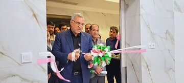 وزیر بهداشت دستگاه شبیه‌سازی درمان سرطان در زاهدان را افتتاح کرد
