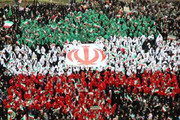 پیام مشترک امام جمعه و استاندار یزد: مردم ایران پای نظام ایستاده‌اند