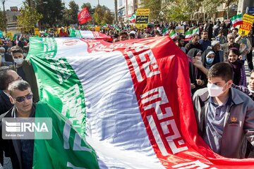 راهپیمایی ۲۲ بهمن صحنه نمایش اتحاد دشمن شکن ملت است