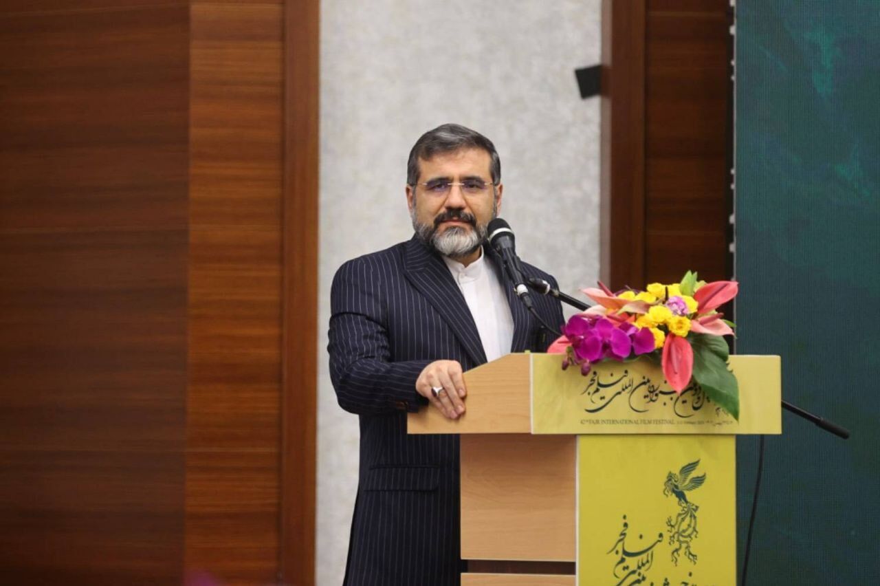 وزير الثقافة الايراني: الفن في الجمهورية الاسلامية اداة فعالة لايصال الرسائل المهمة وزير الثقافة الايراني: الفن في الجمهورية الاسلامية اداة فعالة لايصال الرسائل المهمة