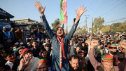 کاندیداهای هوادار عمران خان اکثریت نسبی مجلس پاکستان را کسب کردند