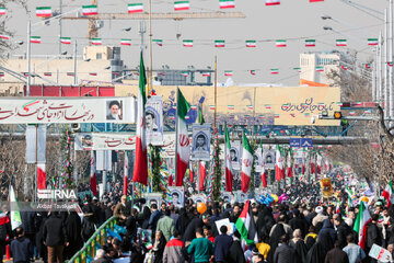 راه‌پیمایی ۲۲بهمن زمینه‌ساز انتخابات یازدهم اسفند است