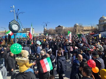 ثبت برگ زرین دیگری از همدانی‌ها با حضور حماسی در جشن ۴۵ سالگی انقلاب