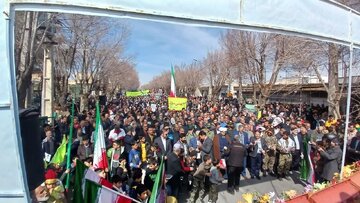 شرکت باشکوه مردم شمال استان فارس در راهپیمایی ۲۲بهمن