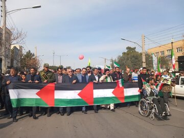 فرماندار گرمسار: انقلاب اسلامی الگوی آزادیخواهی در منطقه است