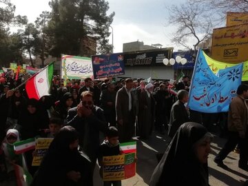 فیلم/حضور گسترده مردم گناباد در راهپیمایی ۲۲ بهمن