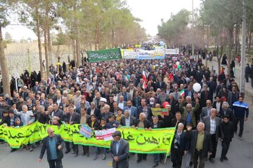 معاون استاندار یزد: مردم ثابت کردند پشتیبان انقلاب هستند