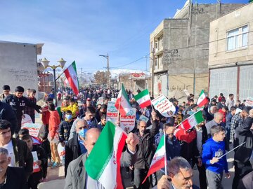 فیلم | راهپیمایی مردم بخش میربگ لرستان در ۲۲ بهمن