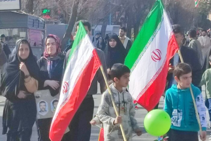 فیلم/ شکوه حضور مردم یزد در راهپیمایی ۲۲ بهمن