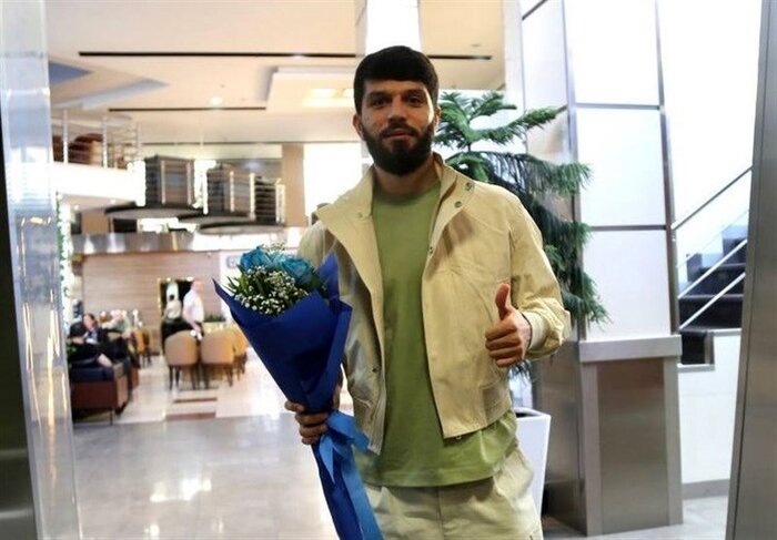 ماشاریپوف فسخ نمیکند؛ قرارداد همبازی رونالدو فردا رسمی میشود