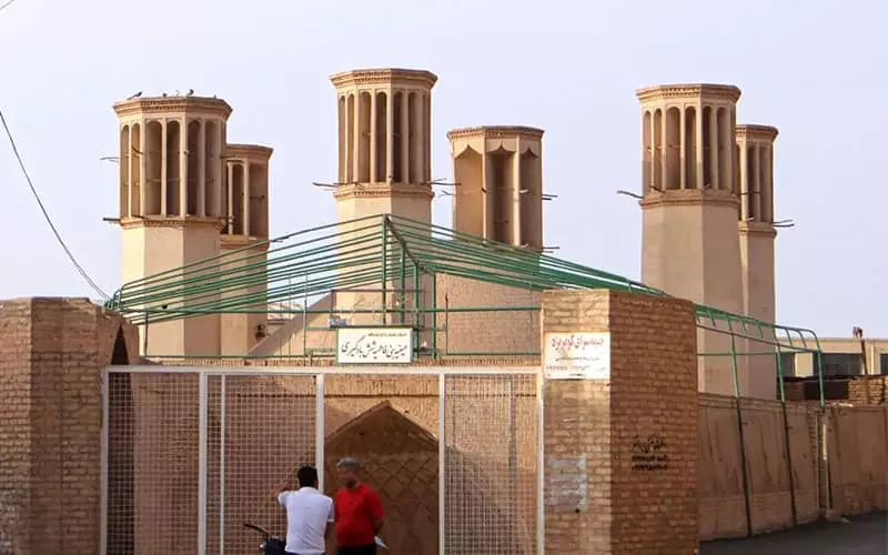 آب انبار "شش بادگیر" یزد؛ بنایی تاریخی و خیره کننده