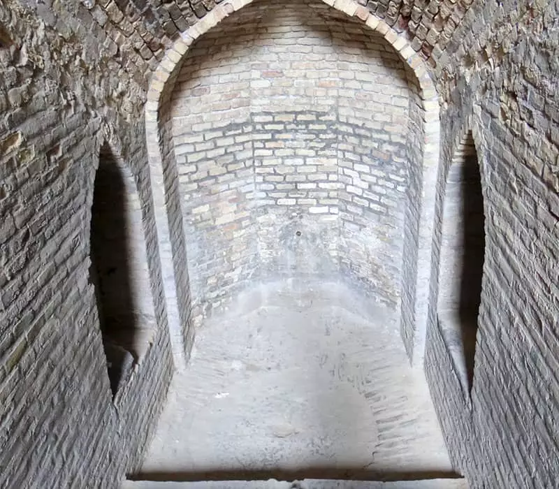 آب انبار "شش بادگیر" یزد؛ بنایی تاریخی و خیره کننده