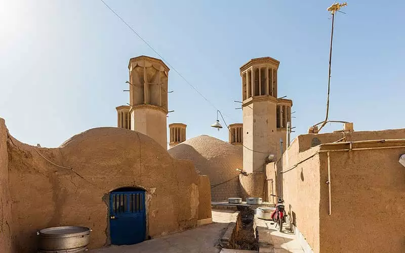 آب انبار "شش بادگیر" یزد؛ بنایی تاریخی و خیره کننده