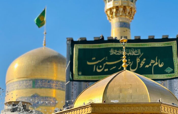 جشن گل و نور در حرم امام هشتم(ع)