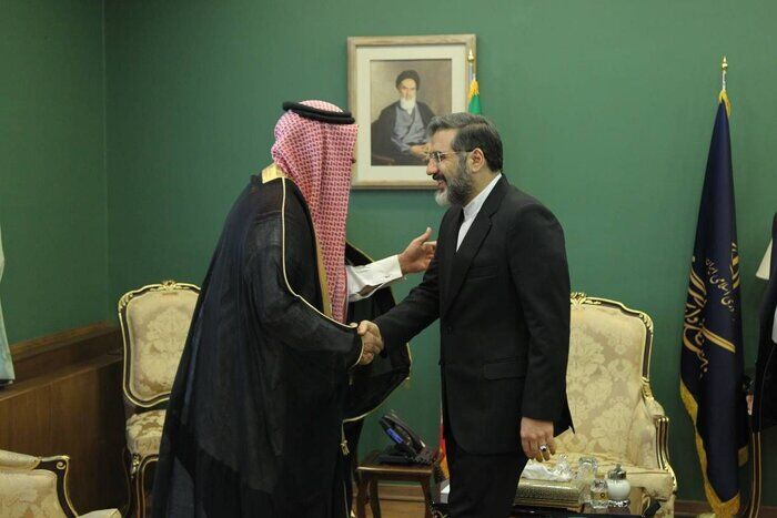Iran's culture minister calls on Saudi Arabia to solve umrah pilgrimage issues