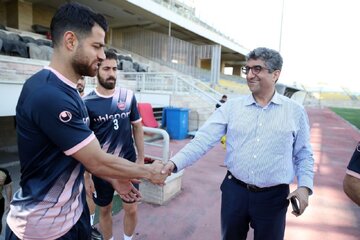 شهریاری: وزیر ورزش در مورد استعفای حدادی تصمیم می‌گیرد/ درویش تا پایان فصل می‌ماند