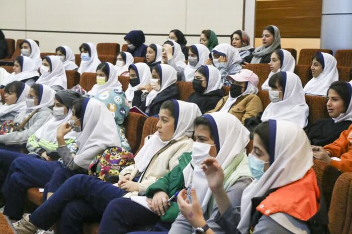 دوره‌های آموزشی کارآفرینان و بازرگانان" نسل فردا" در شهرکرد اجرایی شد