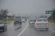 جاده های غربی خراسان رضوی بارانی و لغزنده است
